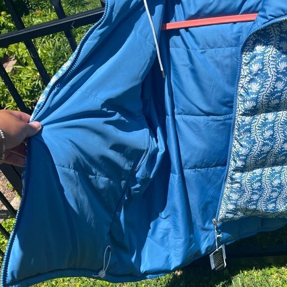 Hill House Reversible Edie Puffer Jacket in Blue Linear Floral NWT - Picture 16 of 16